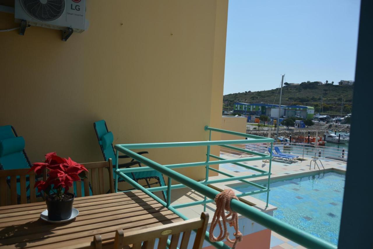 Beautiful Apartment In Albufeira Marina Exteriér fotografie