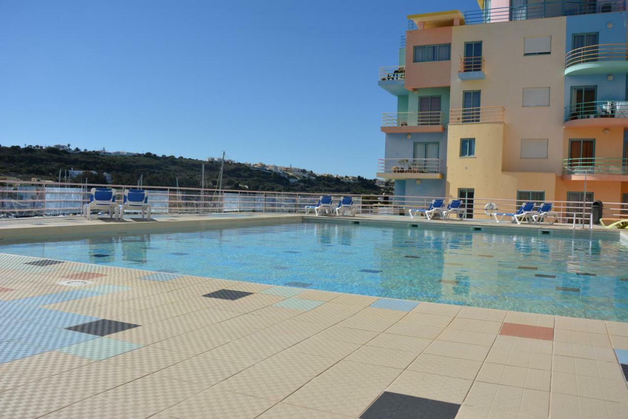 Beautiful Apartment In Albufeira Marina Exteriér fotografie